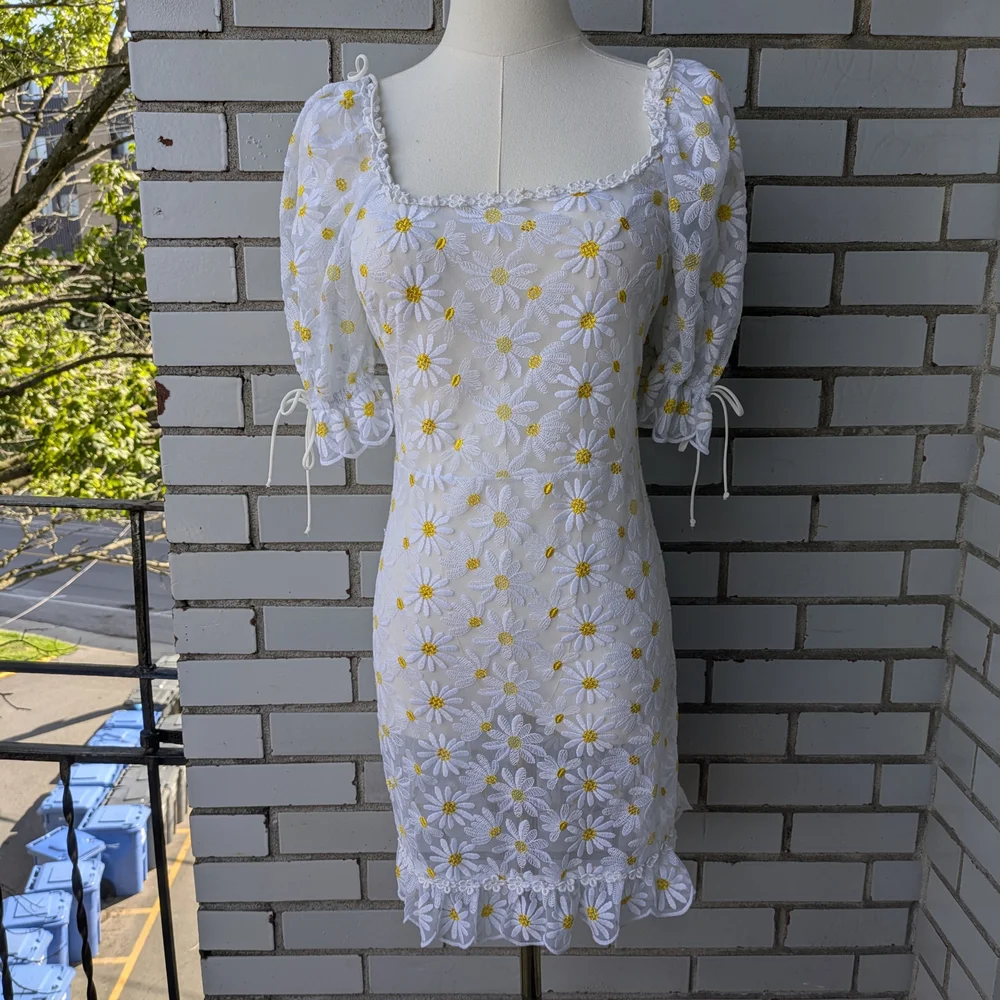 For love & lemon mini daisie dress - Picture 1 of 7